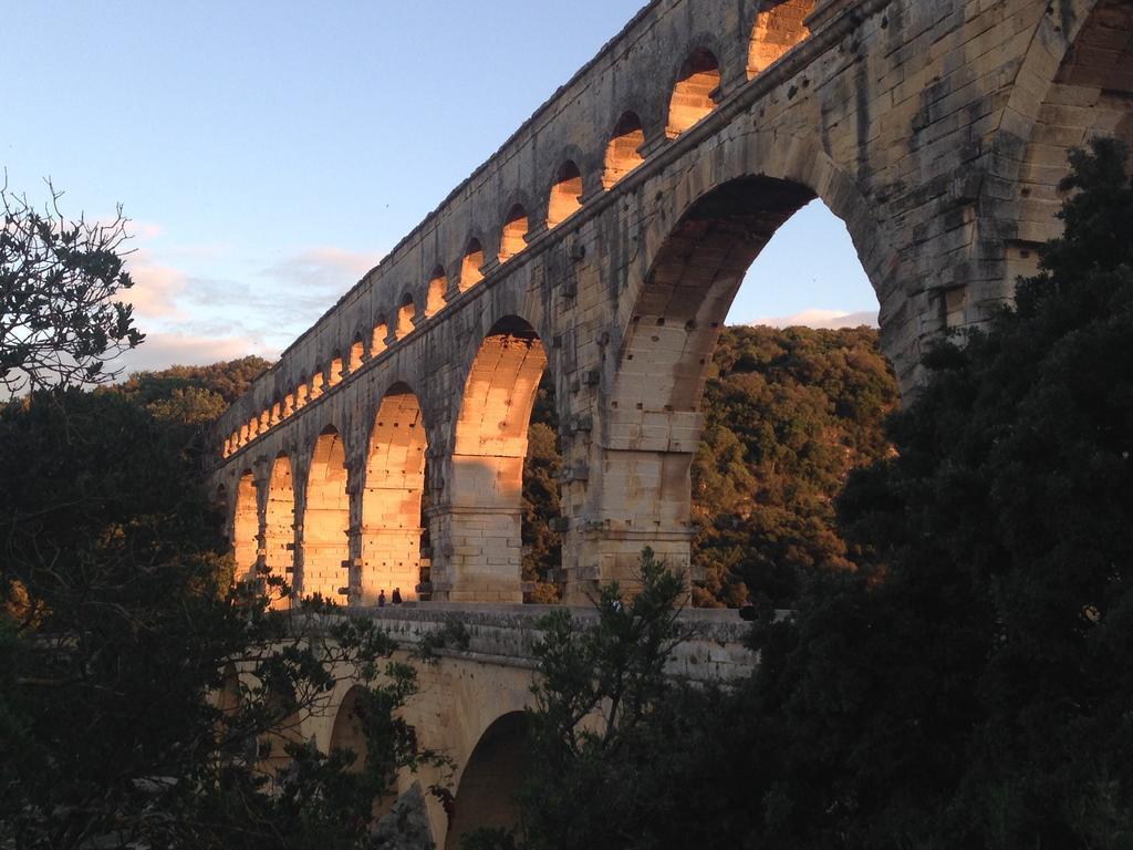 Le Cherche Midi, Entre Nimes, Le Pont Du Gard, Uzes, Arles 马尔格里特 外观 照片